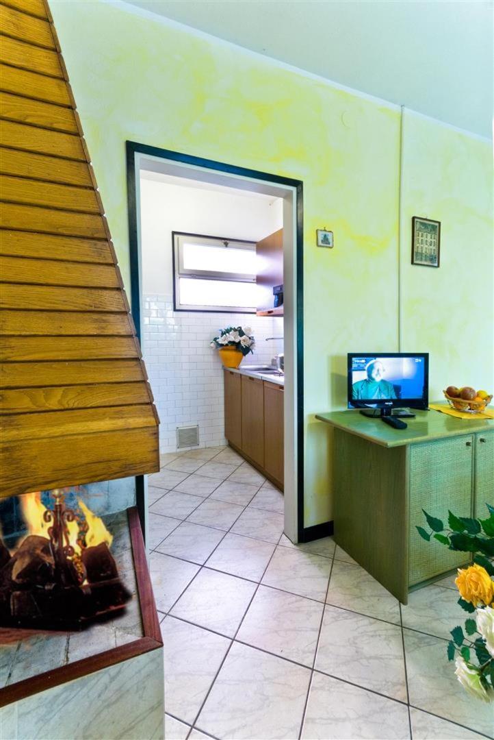 Glicini Apartamento Bibione Exterior foto