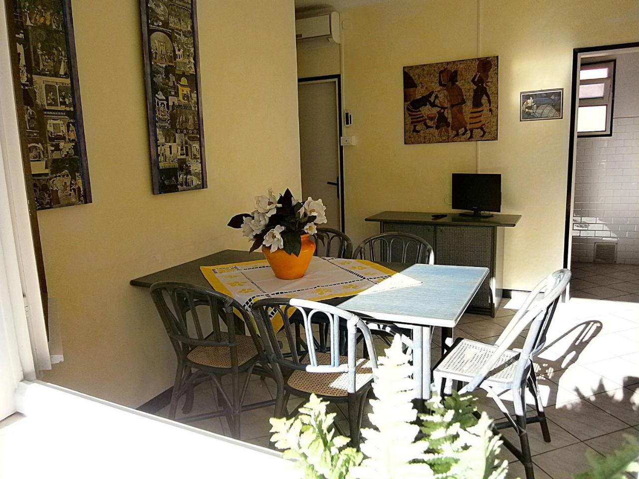 Glicini Apartamento Bibione Exterior foto
