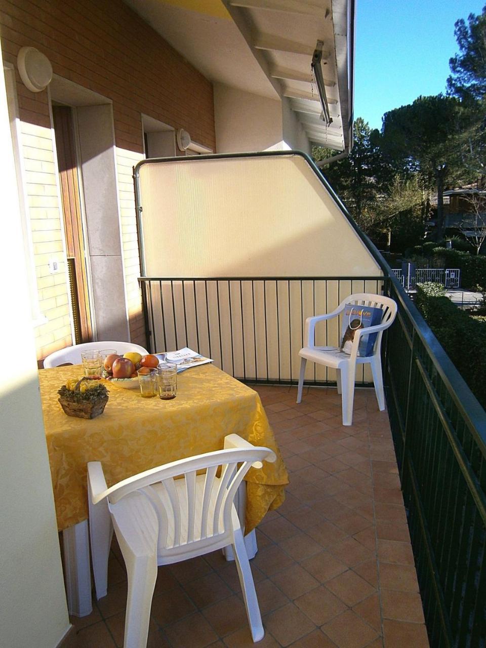 Glicini Apartamento Bibione Exterior foto